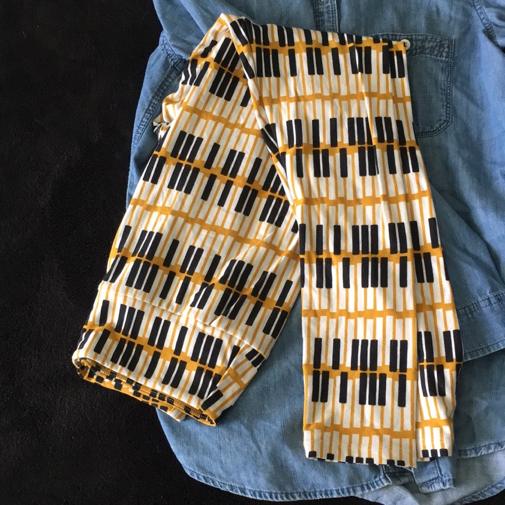 Lularoe OS Leggings - piano